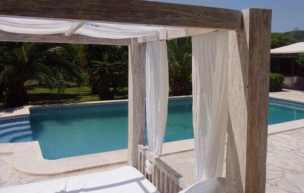 Rental of private luxury villas in Ibiza. Villa Can Yuki. VIP services in Ibiza. Consulting Services Ibiza-8