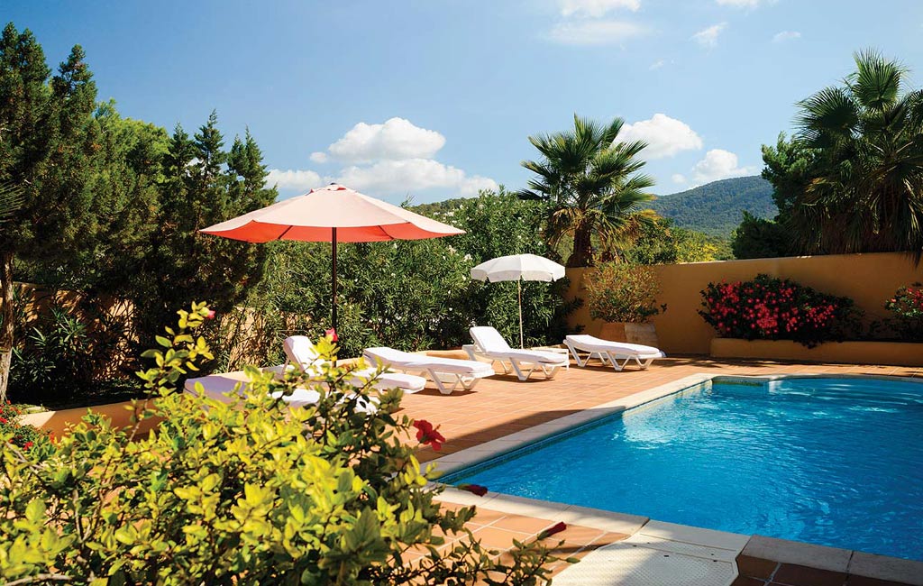 Rental of private luxury villas in Ibiza. Villa Mercedes. VIP services in Ibiza. Consulting Services Ibiza-10