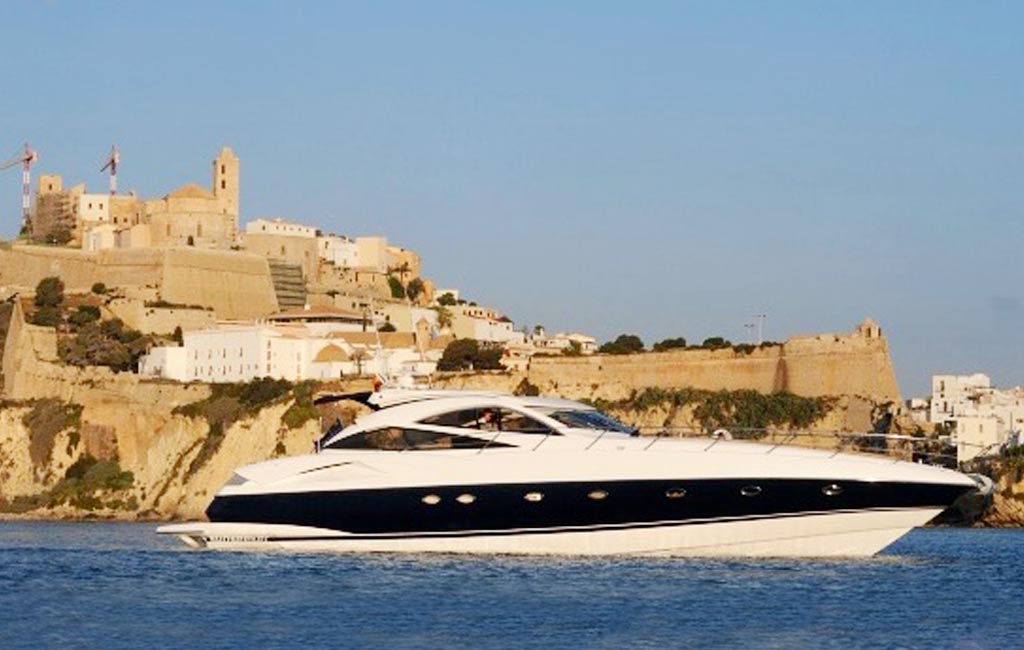 rental of luxury yachts and sailing yachts in Ibiza. VIP services Ibiza. consulting services ibiza-1