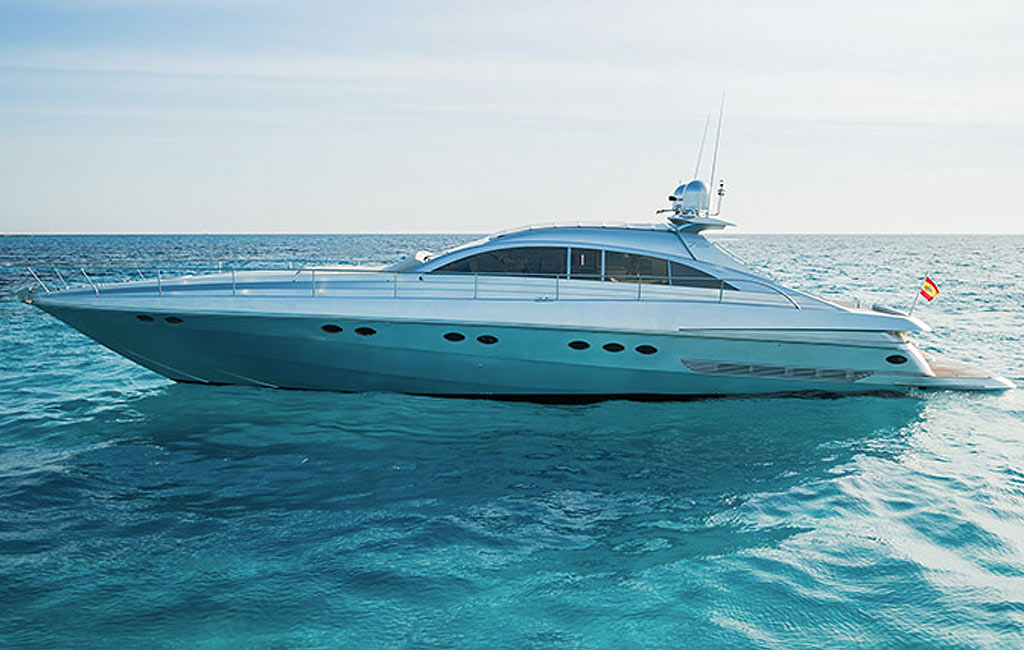 Reservation of luxury yachts and sailing yachts in Ibiza. Consulting Services Ibiza
