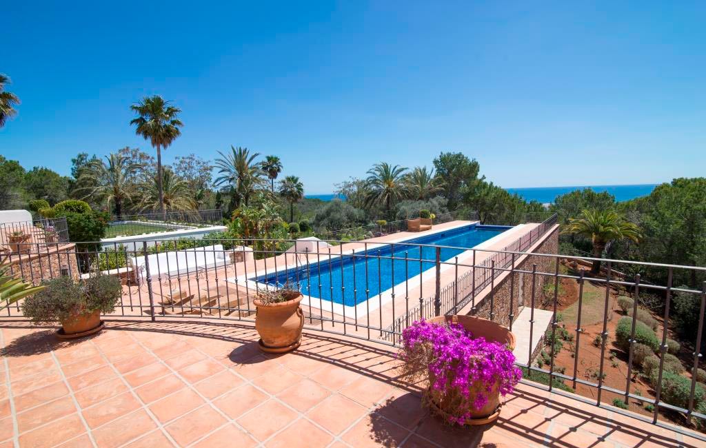 Sale of private luxury villas in Ibiza. Villa cala lenya VIP services in Ibiza. Consulting Services Ibiza-14