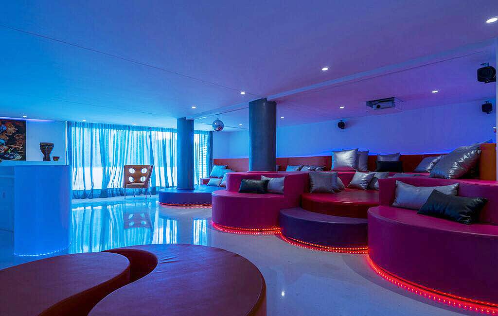 Sale of private luxury villas in Ibiza. Villa can rimbau VIP services in Ibiza. Consulting Services Ibiza-11