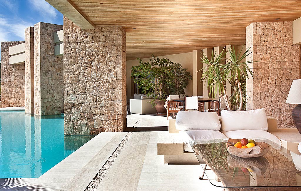 Rental of private luxury villas in Ibiza. Villa Isabelina. VIP services in Ibiza. Consulting Services Ibiza-1